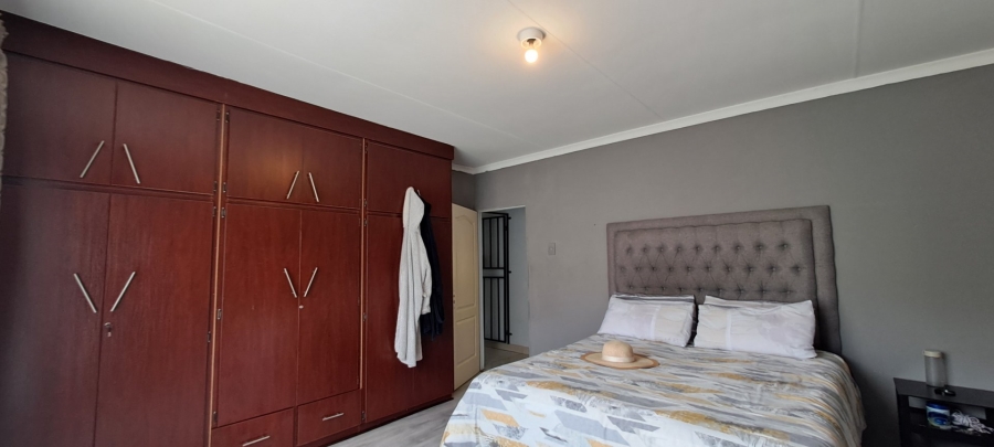 3 Bedroom Property for Sale in Bakenpark Free State